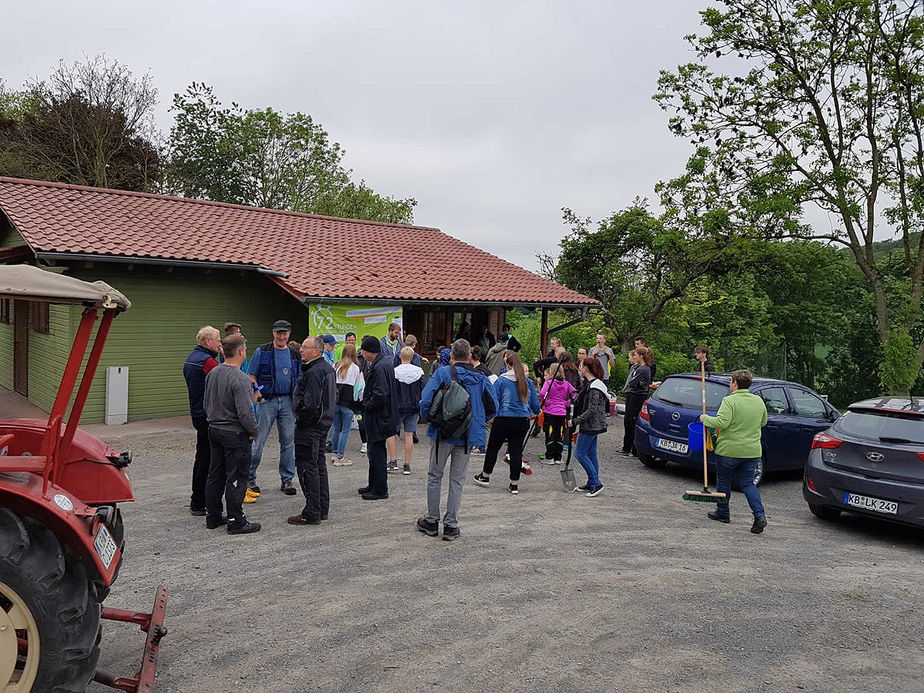 Arbeiten auf dem Hasunger Berg (Foto: Ilona Schmand)